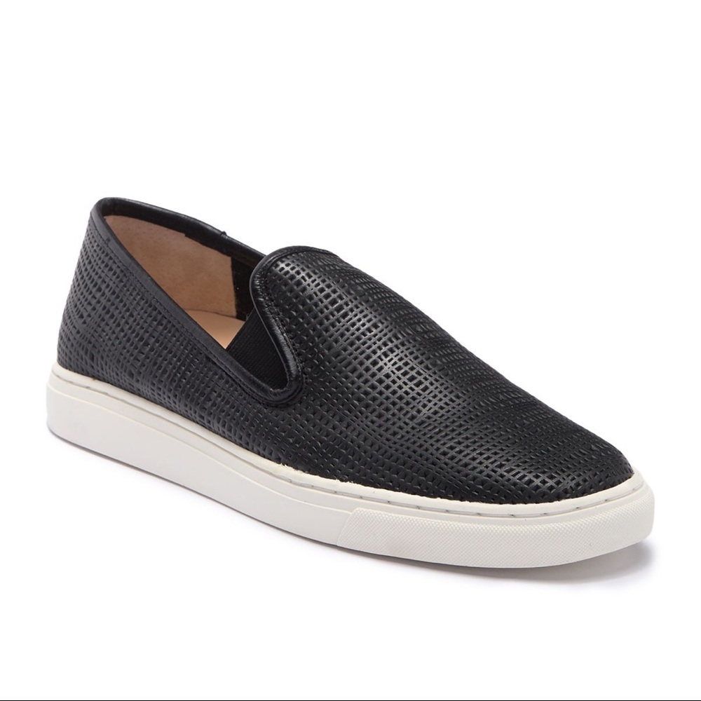 pattern type black flats